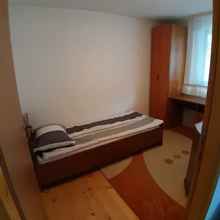 Apartman Armin *