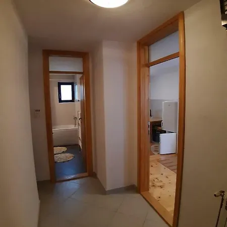 Apartman Armin *